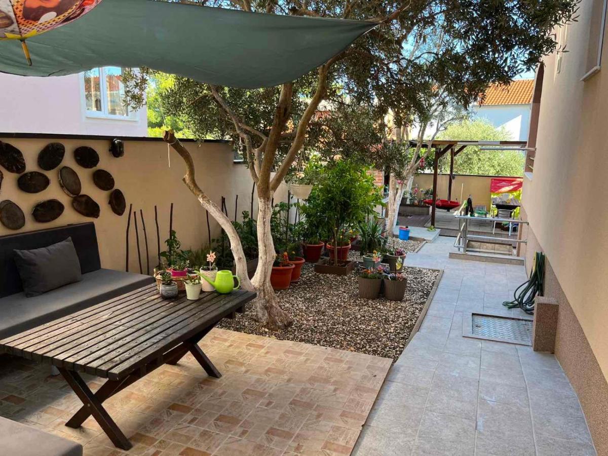 טרוגיר Apartmani Mia מראה חיצוני תמונה