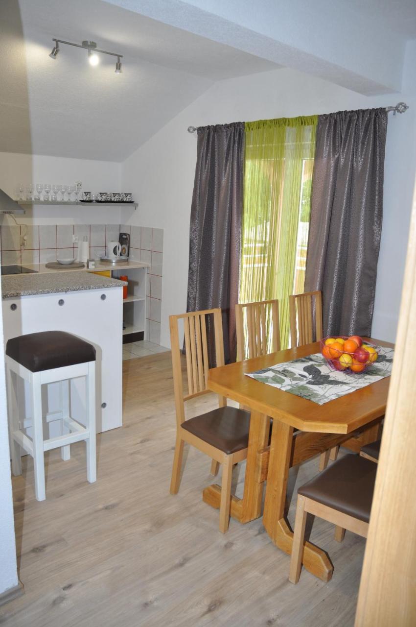 טרוגיר Apartmani Mia מראה חיצוני תמונה